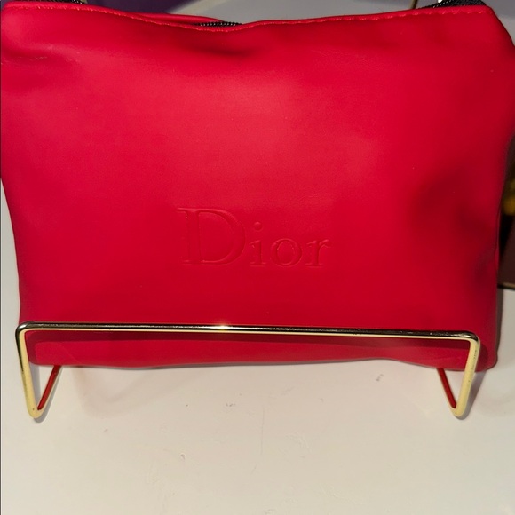 Dior Novelty Worker Bee Crossbody & Dior GWP cosmetic bag bundle! - Picture 3 of 15